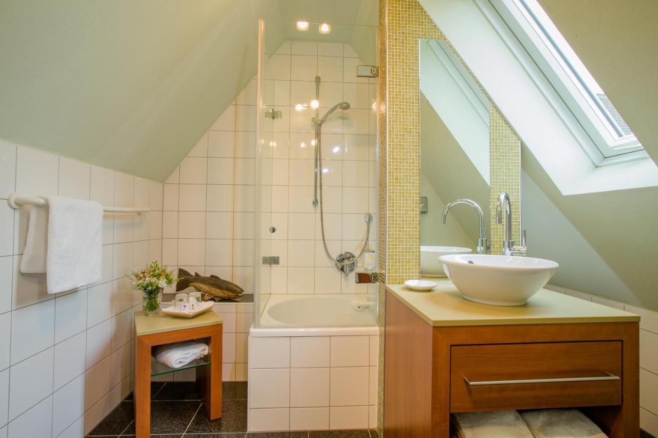 Seehotel Niedernberg - Das Dorf Am See エクステリア 写真