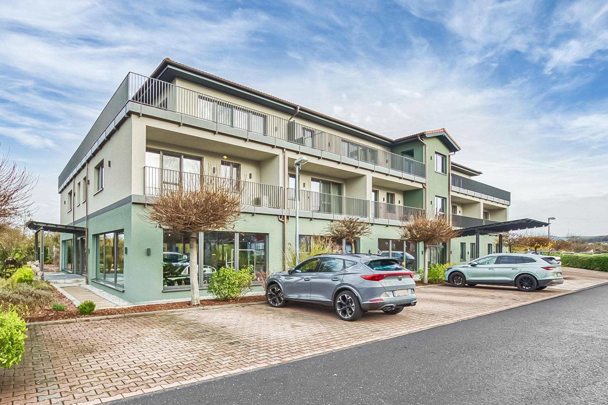 Seehotel Niedernberg - Das Dorf Am See エクステリア 写真