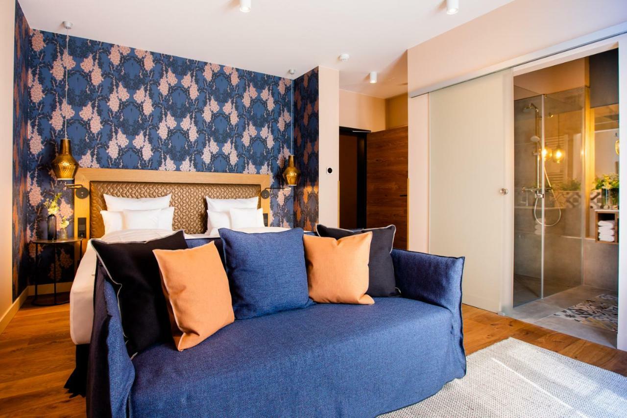 Seehotel Niedernberg - Das Dorf Am See エクステリア 写真